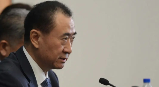 王健林忍痛放棄了電影夢
